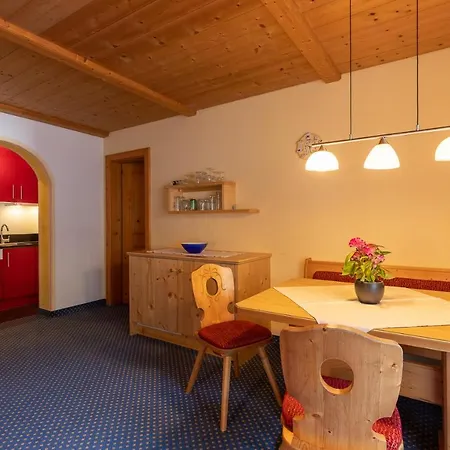 Haus Klaudia Gstrein شقة