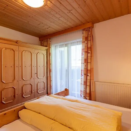 Haus Klaudia Gstrein *